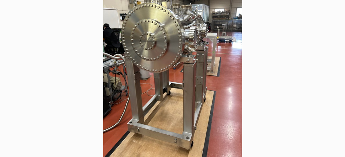 多価イオン実験装置