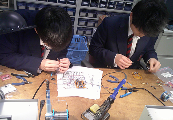 多治見工業高校職場体験の様子