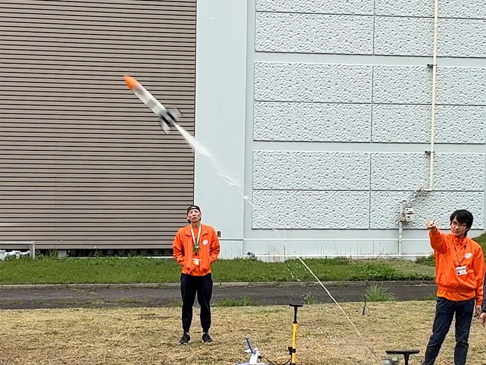 ペットボトルロケットを飛ばそう！